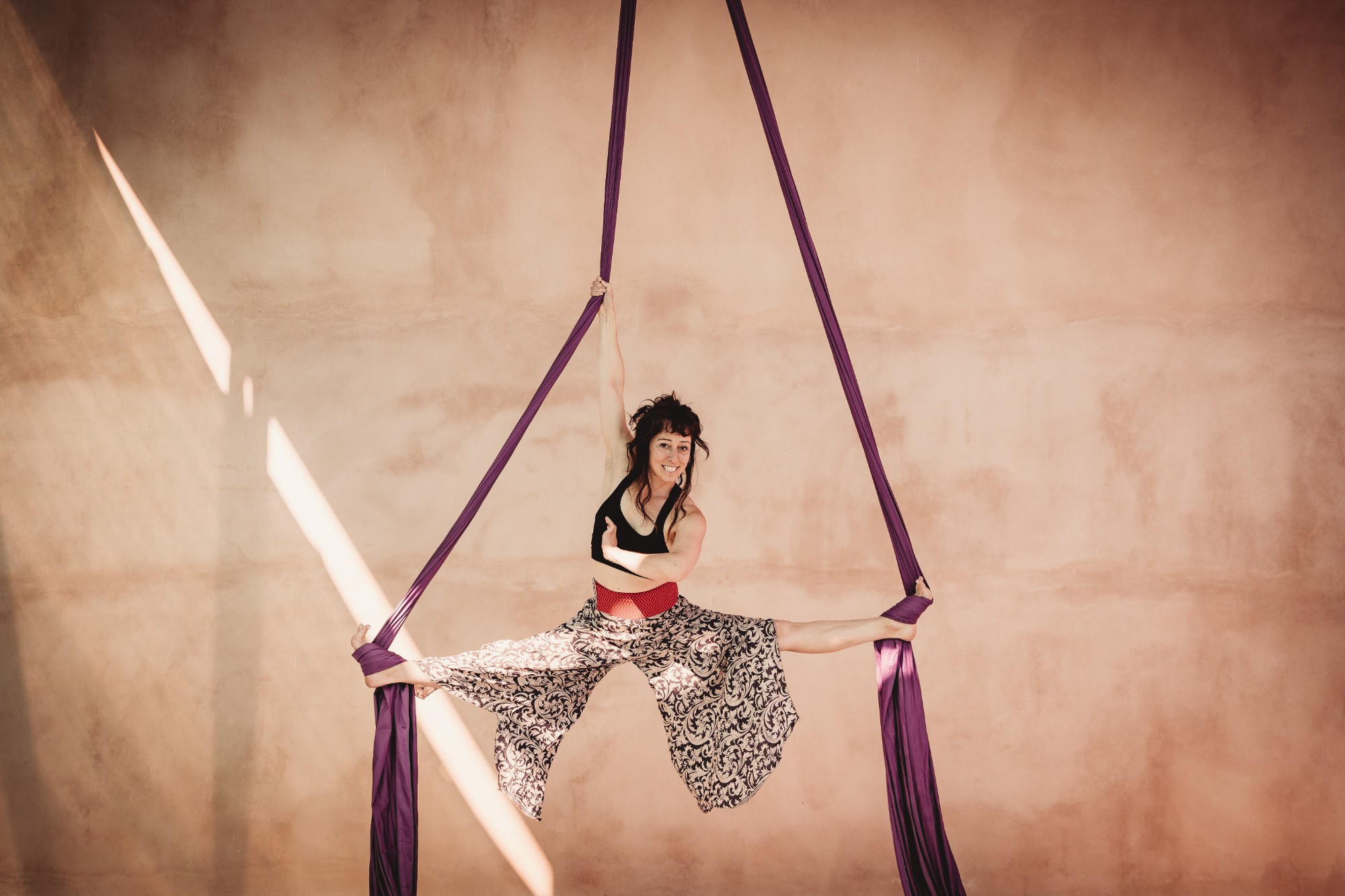 Silks & Vertical Theatre: Sarah Bebe Holmes May 1-8, 2027